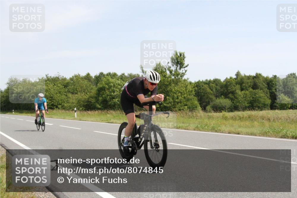 22.06.2025 - Viking Triathlon Yannick Fuchs http://msf.ph/oto/8074845 22.06.2025 11:32:58 Radfahren 95, 128, 291, 309 meine-sportfotos.de