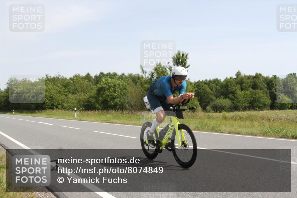 22.06.2025 - Viking Triathlon Yannick Fuchs http://msf.ph/oto/8074849 22.06.2025 11:33:02 Radfahren 95, 128, 287, 291, 379, 662 meine-sportfotos.de
