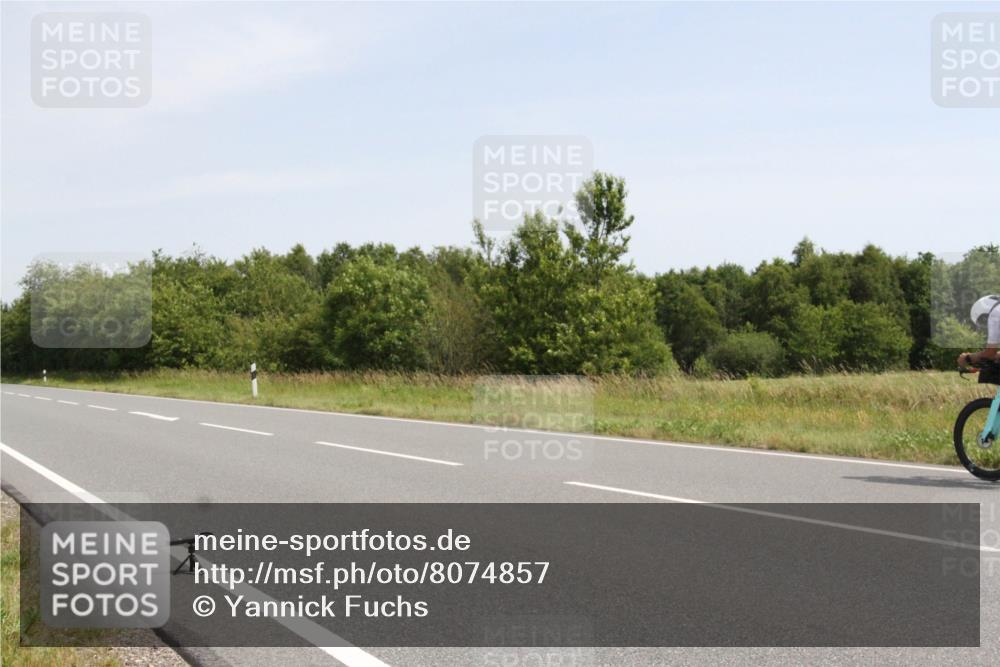 22.06.2025 - Viking Triathlon Yannick Fuchs http://msf.ph/oto/8074857 22.06.2025 11:33:26 Radfahren 30, 132, 352, 555 meine-sportfotos.de