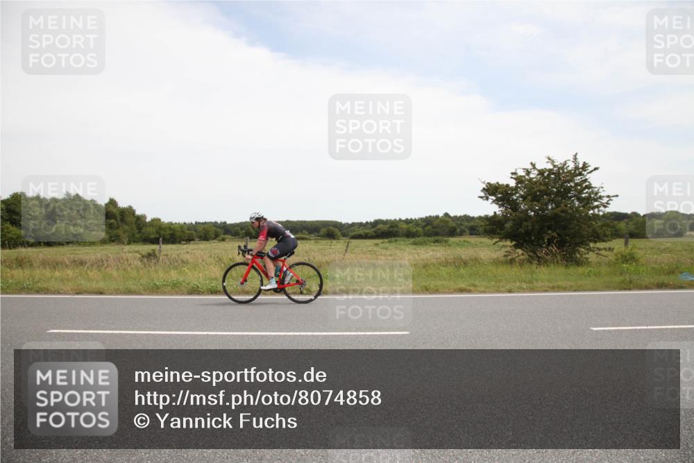 22.06.2025 - Viking Triathlon Yannick Fuchs http://msf.ph/oto/8074858 22.06.2025 13:16:12 Radfahren 191, 476 meine-sportfotos.de