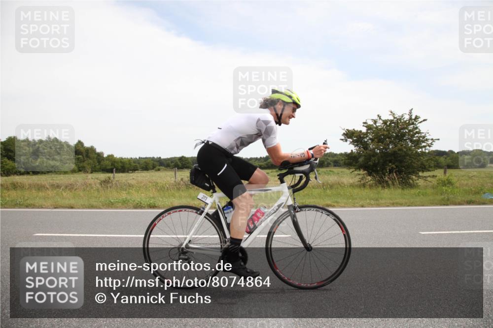 22.06.2025 - Viking Triathlon Yannick Fuchs http://msf.ph/oto/8074864 22.06.2025 13:16:44 Radfahren 221, 273, 501 meine-sportfotos.de