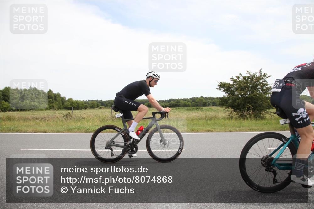 22.06.2025 - Viking Triathlon Yannick Fuchs http://msf.ph/oto/8074868 22.06.2025 13:16:46 Radfahren 221, 273, 501 meine-sportfotos.de