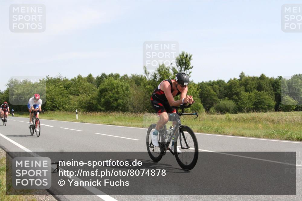 22.06.2025 - Viking Triathlon Yannick Fuchs http://msf.ph/oto/8074878 22.06.2025 11:34:04 Radfahren 65, 66, 184, 186, 199, 283, 327, 369, 621 meine-sportfotos.de
