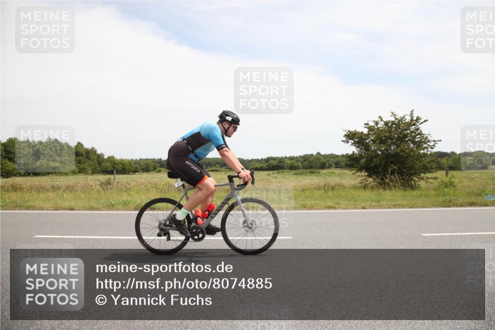 22.06.2025 - Viking Triathlon Yannick Fuchs http://msf.ph/oto/8074885 22.06.2025 13:17:56 Radfahren 55, 236, 467 meine-sportfotos.de
