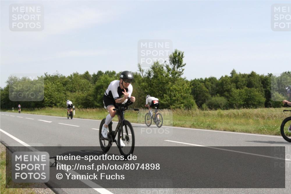 22.06.2025 - Viking Triathlon Yannick Fuchs http://msf.ph/oto/8074898 22.06.2025 11:34:19 Radfahren 125, 348, 360, 478, 510, 611, 660 meine-sportfotos.de
