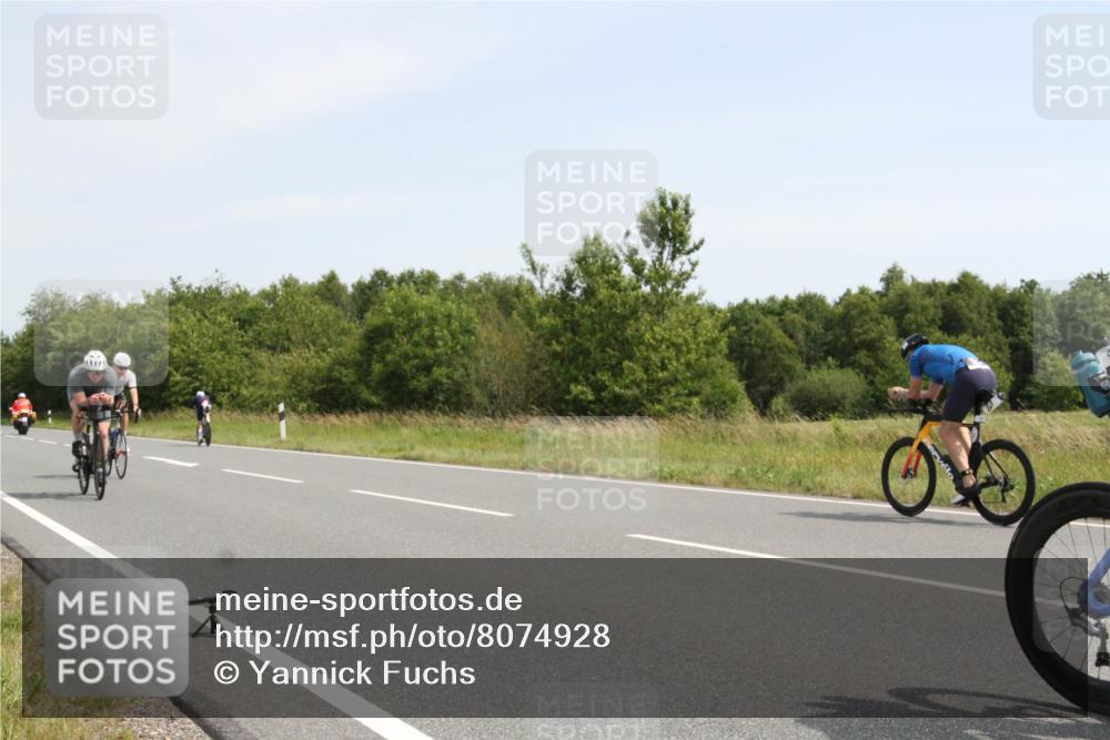 22.06.2025 - Viking Triathlon Yannick Fuchs http://msf.ph/oto/8074928 22.06.2025 11:35:04 Radfahren 109, 216, 282, 318, 326, 465, 645 meine-sportfotos.de