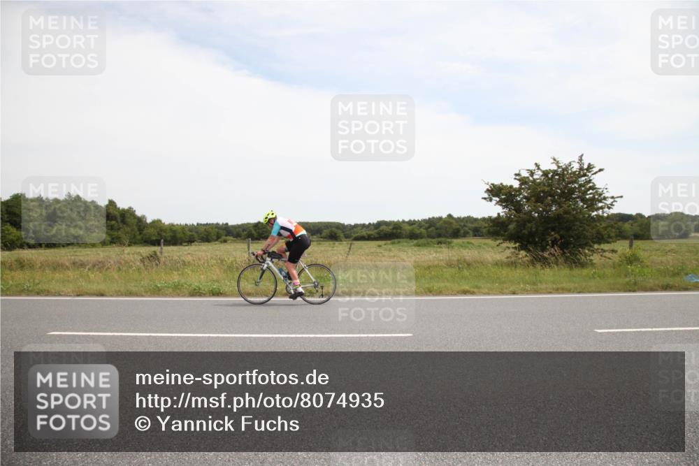 22.06.2025 - Viking Triathlon Yannick Fuchs http://msf.ph/oto/8074935 22.06.2025 13:19:34 Radfahren 656 meine-sportfotos.de