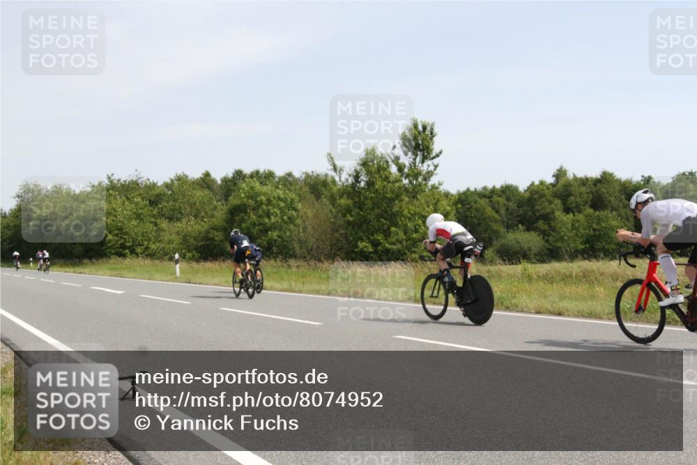 22.06.2025 - Viking Triathlon Yannick Fuchs http://msf.ph/oto/8074952 22.06.2025 11:35:49 Radfahren 5, 108, 229, 284, 294, 301, 429, 435, 486, 519 meine-sportfotos.de