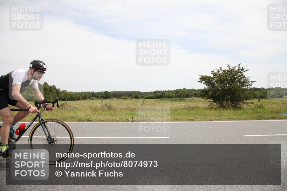 22.06.2025 - Viking Triathlon Yannick Fuchs http://msf.ph/oto/8074973 22.06.2025 13:20:55 Radfahren 39, 378, 636 meine-sportfotos.de