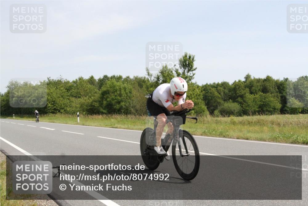 22.06.2025 - Viking Triathlon Yannick Fuchs http://msf.ph/oto/8074992 22.06.2025 11:36:42 Radfahren 416, 521 meine-sportfotos.de
