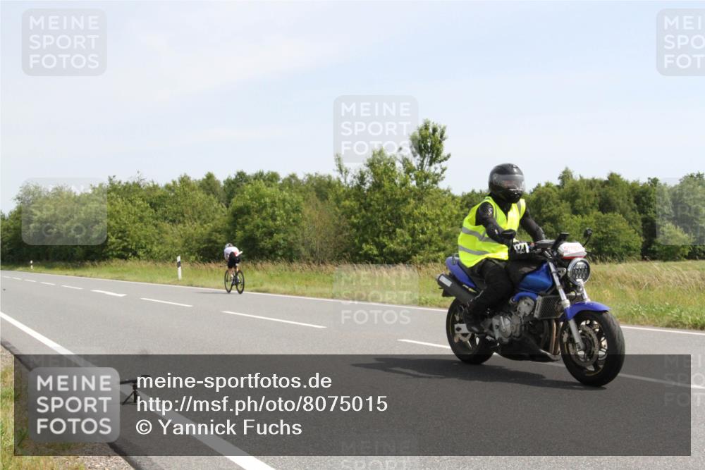 22.06.2025 - Viking Triathlon Yannick Fuchs http://msf.ph/oto/8075015 22.06.2025 11:37:26 Radfahren 55, 63, 342, 602, 607, 630, 631 meine-sportfotos.de