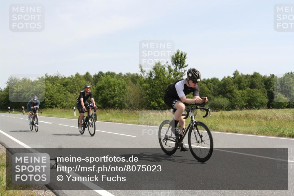 22.06.2025 - Viking Triathlon Yannick Fuchs http://msf.ph/oto/8075023 22.06.2025 11:37:31 Radfahren 16, 55, 63, 244, 342, 607, 631 meine-sportfotos.de