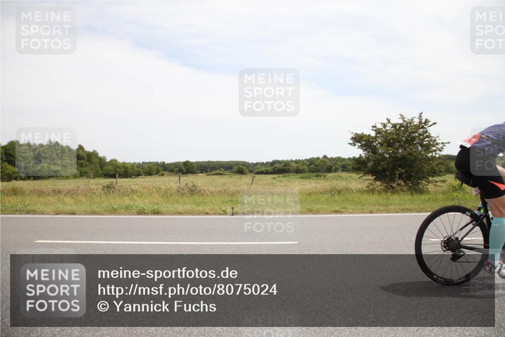22.06.2025 - Viking Triathlon Yannick Fuchs http://msf.ph/oto/8075024 22.06.2025 13:21:34 Radfahren 483, 649 meine-sportfotos.de