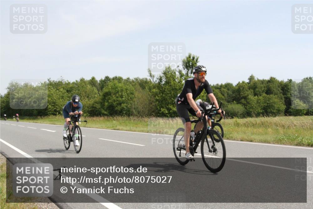 22.06.2025 - Viking Triathlon Yannick Fuchs http://msf.ph/oto/8075027 22.06.2025 11:37:32 Radfahren 16, 55, 63, 244, 342, 607, 631 meine-sportfotos.de