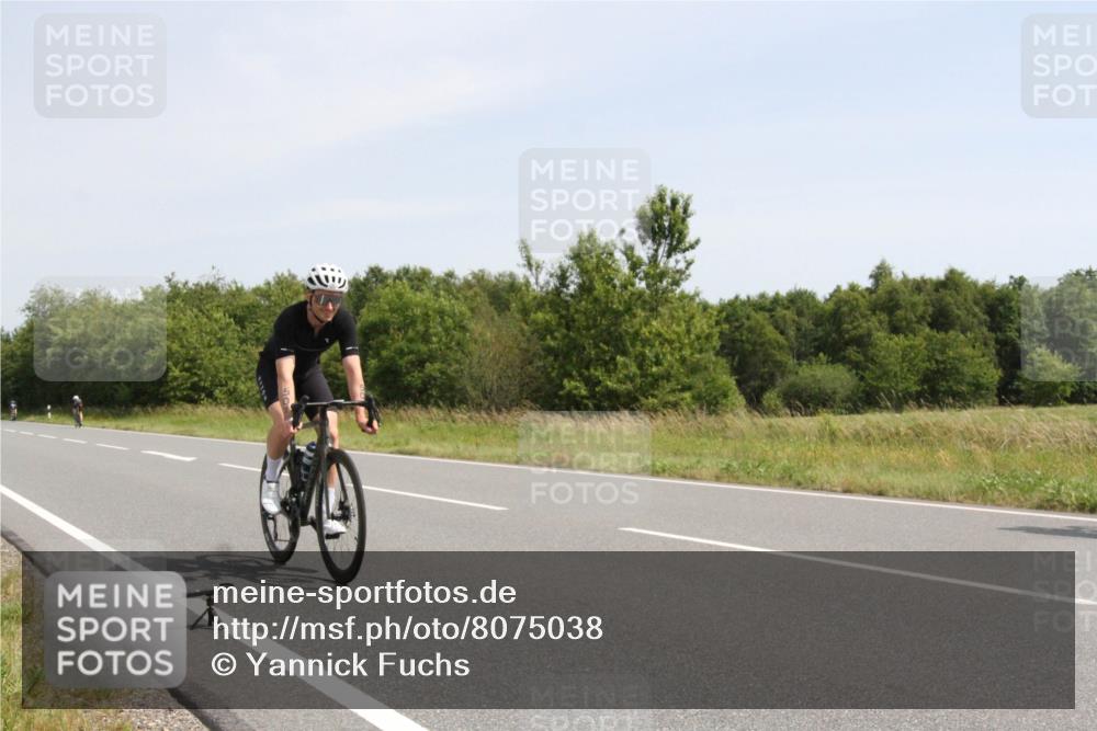 22.06.2025 - Viking Triathlon Yannick Fuchs http://msf.ph/oto/8075038 22.06.2025 11:37:53 Radfahren 457, 501, 520, 619 meine-sportfotos.de