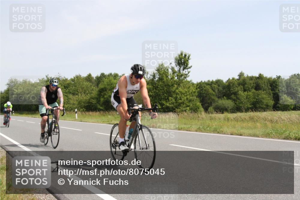 22.06.2025 - Viking Triathlon Yannick Fuchs http://msf.ph/oto/8075045 22.06.2025 11:38:07 Radfahren 4, 71, 243, 480, 549, 609, 629 meine-sportfotos.de
