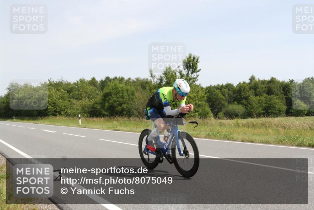 22.06.2025 - Viking Triathlon Yannick Fuchs http://msf.ph/oto/8075049 22.06.2025 11:38:08 Radfahren 4, 71, 243, 480, 549, 609, 629 meine-sportfotos.de