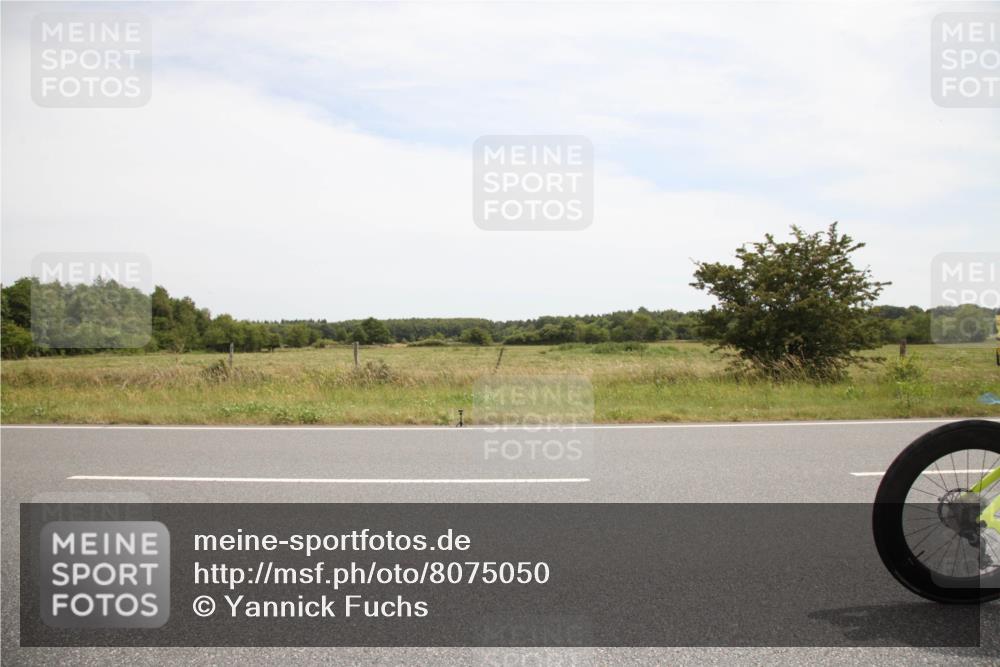 22.06.2025 - Viking Triathlon Yannick Fuchs http://msf.ph/oto/8075050 22.06.2025 13:21:50 Radfahren 364 meine-sportfotos.de