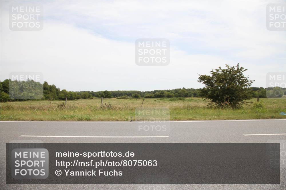22.06.2025 - Viking Triathlon Yannick Fuchs http://msf.ph/oto/8075063 22.06.2025 13:21:51 Radfahren 37, 364 meine-sportfotos.de