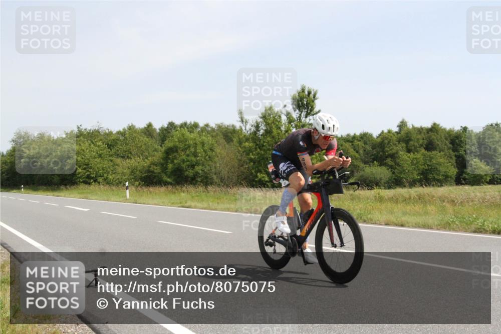 22.06.2025 - Viking Triathlon Yannick Fuchs http://msf.ph/oto/8075075 22.06.2025 11:38:39 Radfahren 68, 249, 315, 374, 483 meine-sportfotos.de