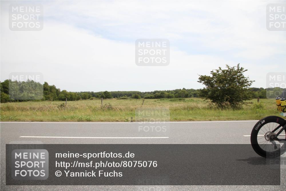 22.06.2025 - Viking Triathlon Yannick Fuchs http://msf.ph/oto/8075076 22.06.2025 13:21:53 Radfahren 37, 364, 406 meine-sportfotos.de
