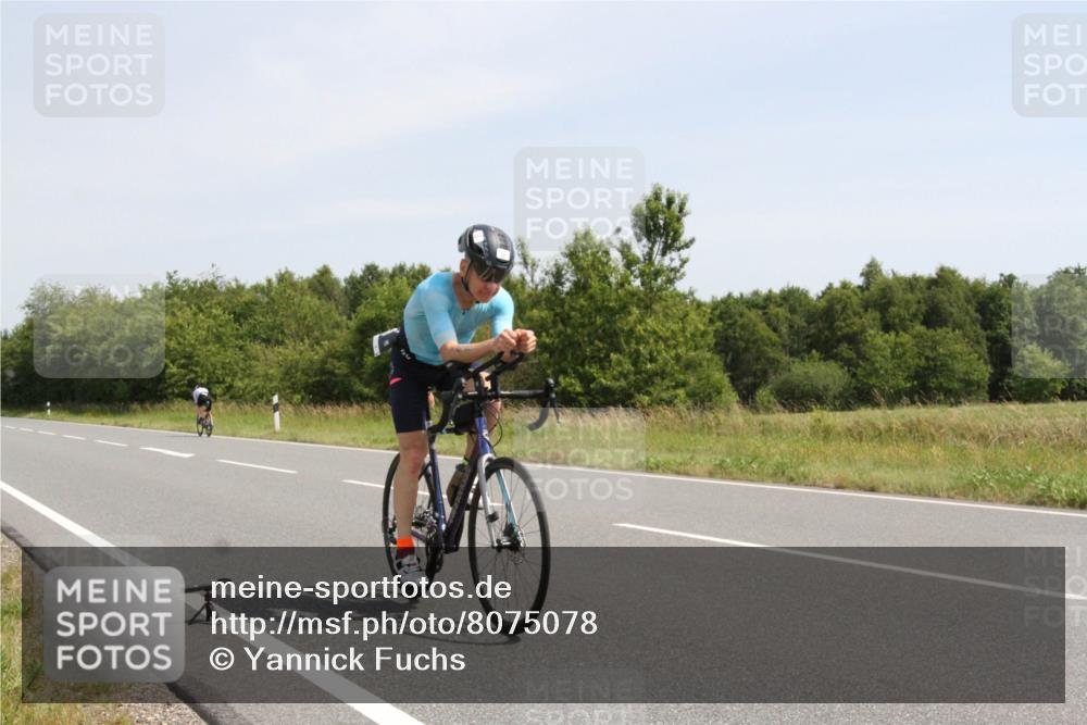 22.06.2025 - Viking Triathlon Yannick Fuchs http://msf.ph/oto/8075078 22.06.2025 11:38:43 Radfahren 68, 240, 483 meine-sportfotos.de