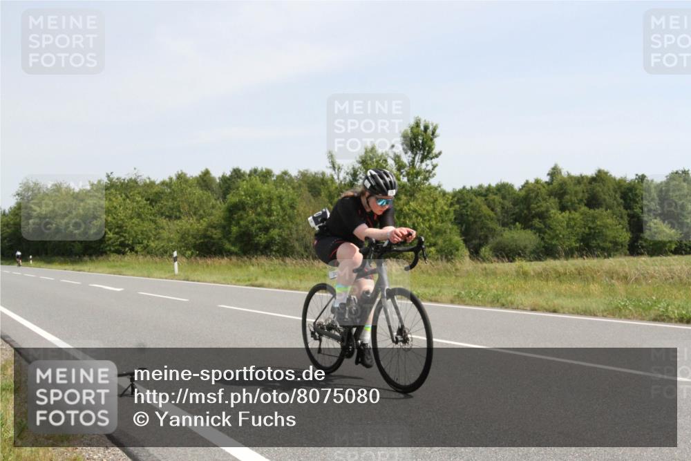 22.06.2025 - Viking Triathlon Yannick Fuchs http://msf.ph/oto/8075080 22.06.2025 11:38:47 Radfahren 68, 240 meine-sportfotos.de