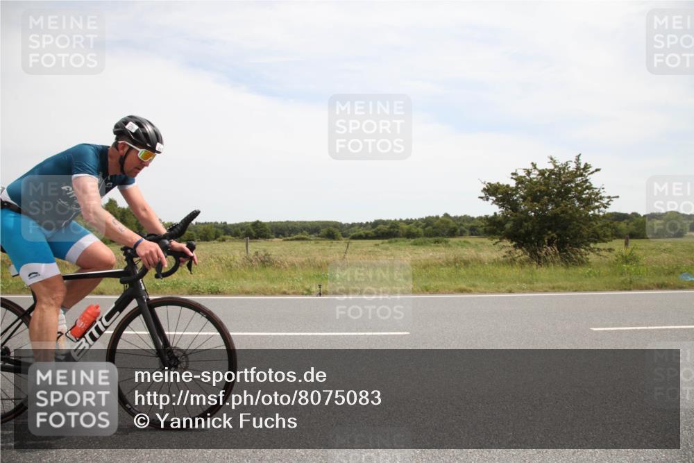 22.06.2025 - Viking Triathlon Yannick Fuchs http://msf.ph/oto/8075083 22.06.2025 13:21:54 Radfahren 37, 364, 406 meine-sportfotos.de