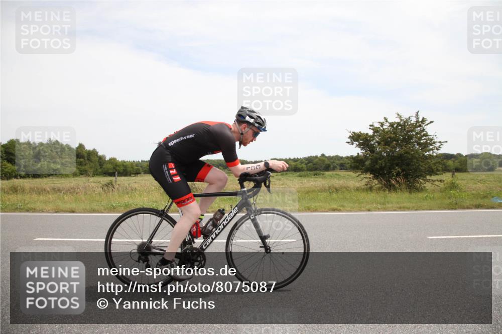 22.06.2025 - Viking Triathlon Yannick Fuchs http://msf.ph/oto/8075087 22.06.2025 13:22:01 Radfahren 133 meine-sportfotos.de