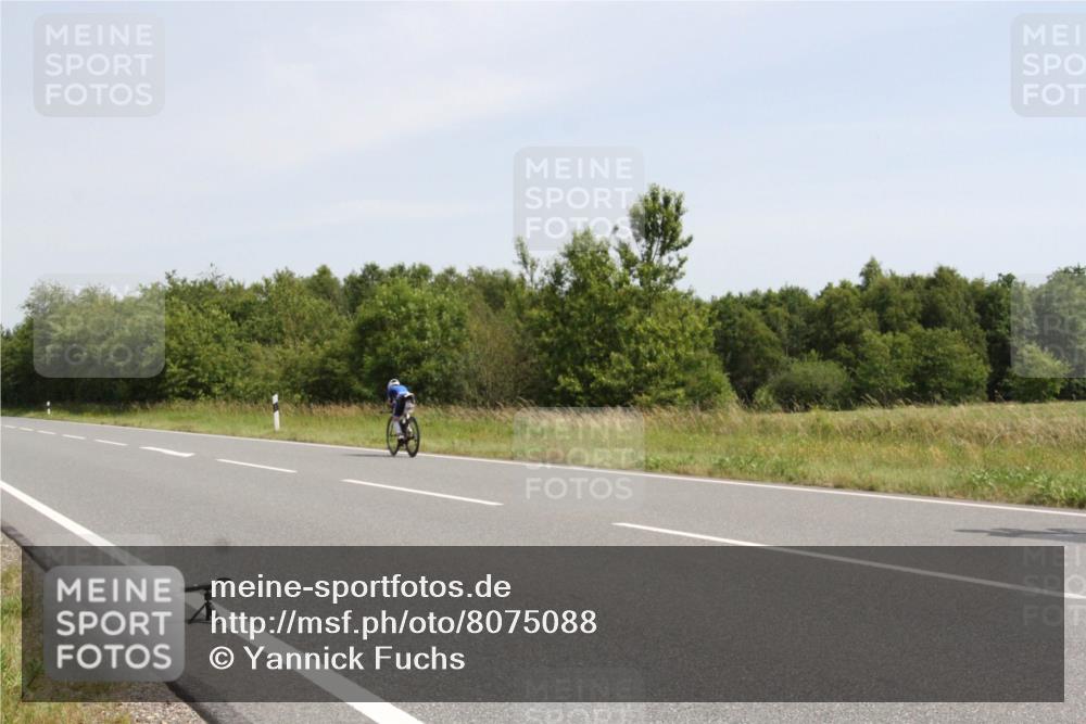22.06.2025 - Viking Triathlon Yannick Fuchs http://msf.ph/oto/8075088 22.06.2025 11:39:01 Radfahren 137, 225, 264, 278, 628, 654 meine-sportfotos.de