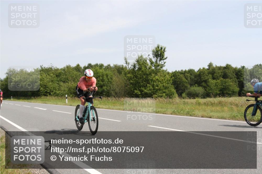 22.06.2025 - Viking Triathlon Yannick Fuchs http://msf.ph/oto/8075097 22.06.2025 11:39:20 Radfahren 64, 146, 175, 226, 615 meine-sportfotos.de