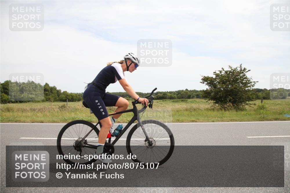 22.06.2025 - Viking Triathlon Yannick Fuchs http://msf.ph/oto/8075107 22.06.2025 13:22:32 Radfahren 18, 268 meine-sportfotos.de