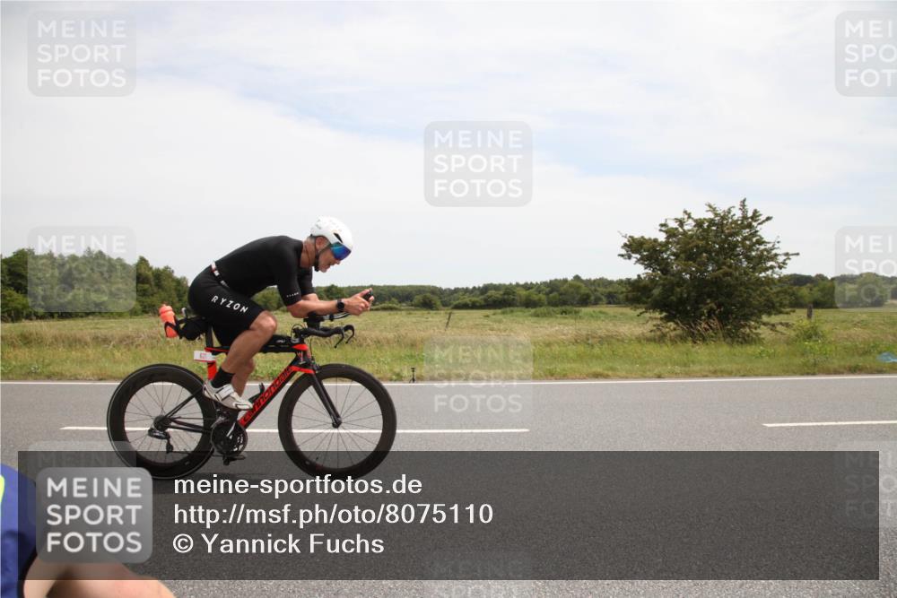 22.06.2025 - Viking Triathlon Yannick Fuchs http://msf.ph/oto/8075110 22.06.2025 13:22:53 Radfahren 285, 627 meine-sportfotos.de
