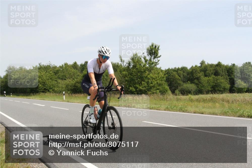 22.06.2025 - Viking Triathlon Yannick Fuchs http://msf.ph/oto/8075117 22.06.2025 11:39:37 Radfahren 18, 261, 522, 546, 612 meine-sportfotos.de