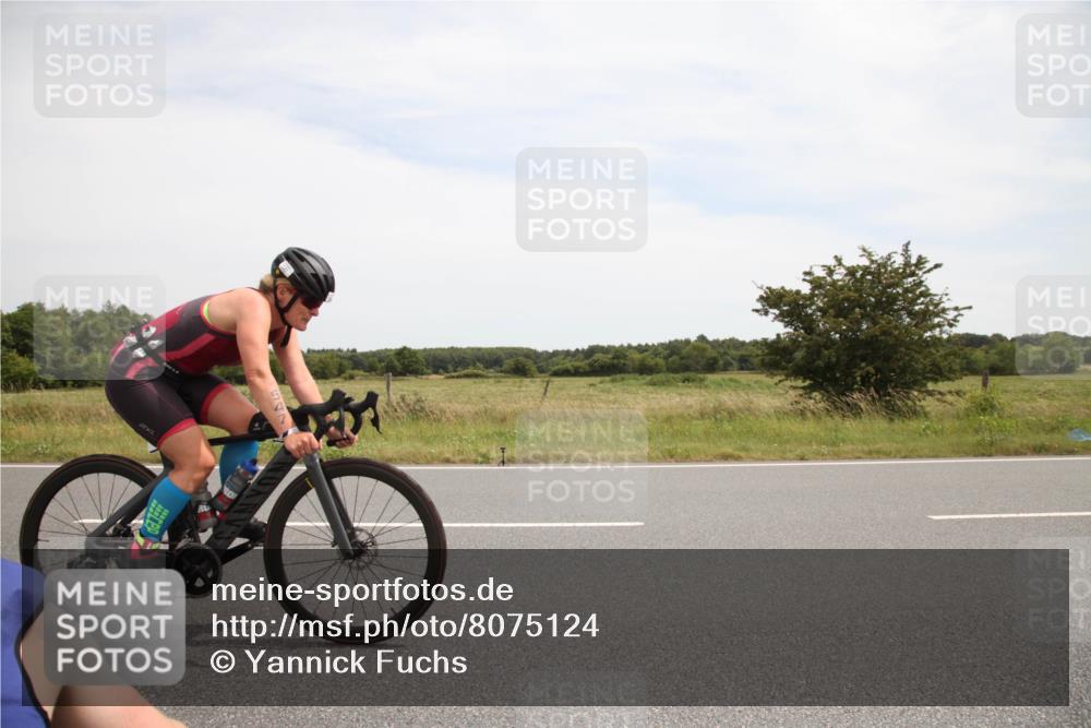 22.06.2025 - Viking Triathlon Yannick Fuchs http://msf.ph/oto/8075124 22.06.2025 13:23:15 Radfahren 155, 246, 547 meine-sportfotos.de