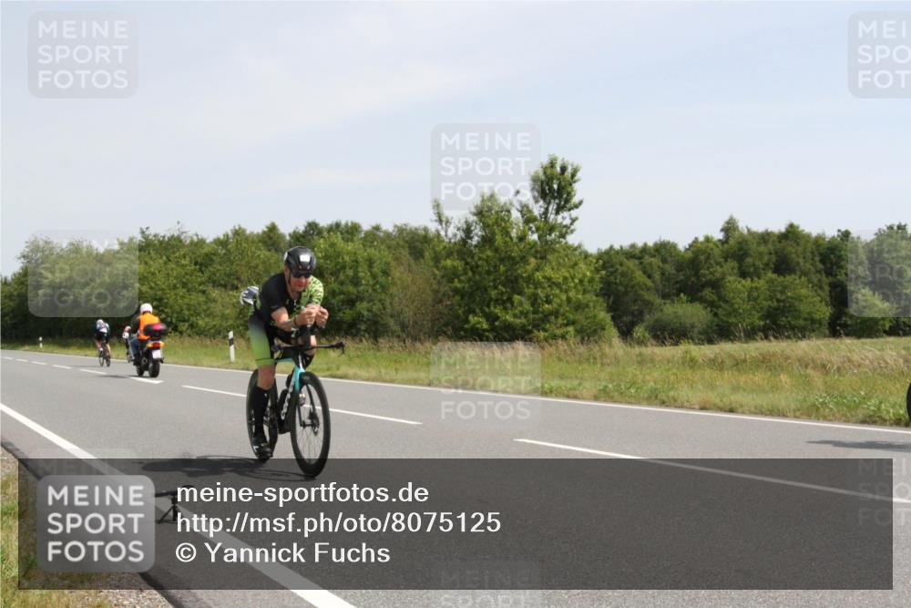 22.06.2025 - Viking Triathlon Yannick Fuchs http://msf.ph/oto/8075125 22.06.2025 11:39:42 Radfahren 113, 261, 461, 522, 546, 650 meine-sportfotos.de