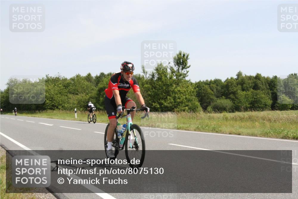 22.06.2025 - Viking Triathlon Yannick Fuchs http://msf.ph/oto/8075130 22.06.2025 11:39:47 Radfahren 19, 113, 261, 377, 407, 461, 467, 650 meine-sportfotos.de