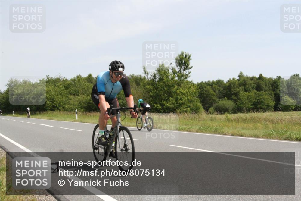 22.06.2025 - Viking Triathlon Yannick Fuchs http://msf.ph/oto/8075134 22.06.2025 11:39:50 Radfahren 19, 38, 113, 123, 377, 407, 467, 550, 650 meine-sportfotos.de