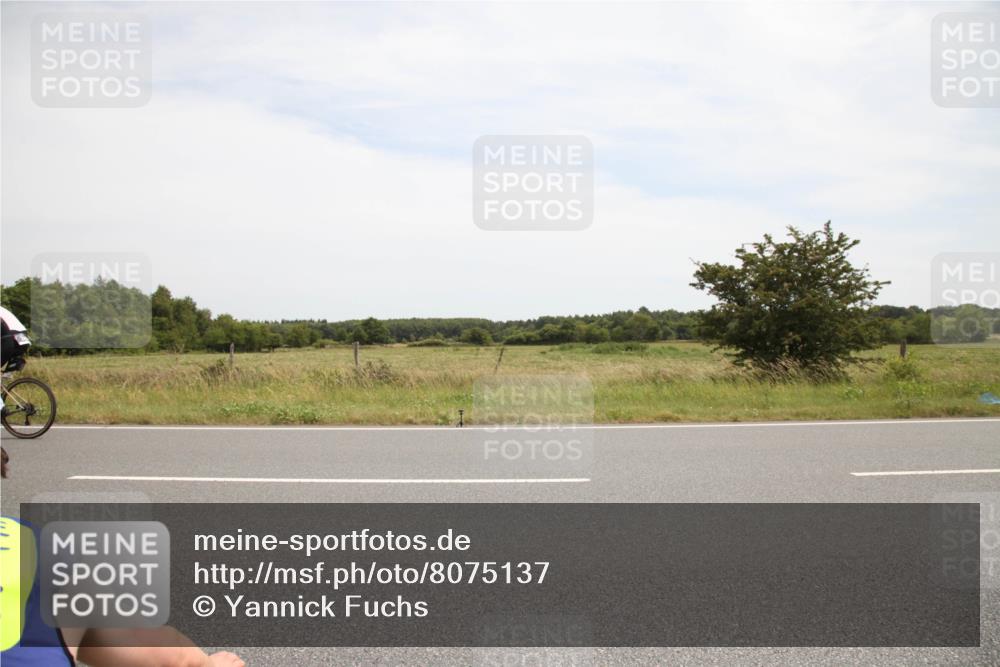 22.06.2025 - Viking Triathlon Yannick Fuchs http://msf.ph/oto/8075137 22.06.2025 13:23:16 Radfahren 155, 246, 547 meine-sportfotos.de