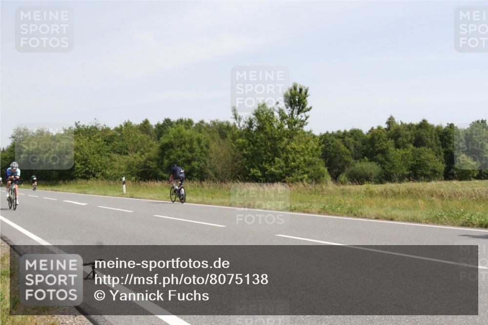 22.06.2025 - Viking Triathlon Yannick Fuchs http://msf.ph/oto/8075138 22.06.2025 11:39:54 Radfahren 19, 38, 123, 127, 377, 388, 395, 407, 467, 550, 554 meine-sportfotos.de
