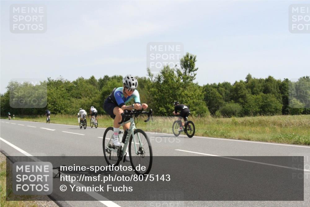 22.06.2025 - Viking Triathlon Yannick Fuchs http://msf.ph/oto/8075143 22.06.2025 11:39:56 Radfahren 19, 38, 123, 127, 388, 395, 407, 550, 554 meine-sportfotos.de