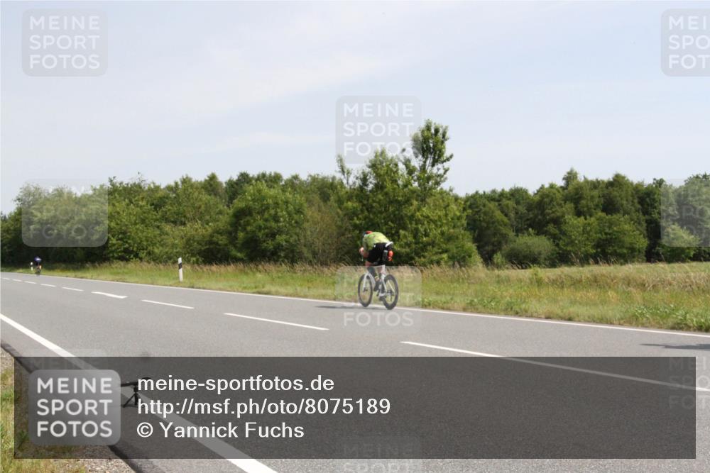 22.06.2025 - Viking Triathlon Yannick Fuchs http://msf.ph/oto/8075189 22.06.2025 11:40:43 Radfahren 50, 75, 170, 187, 208, 256, 296, 312, 506, 637 meine-sportfotos.de