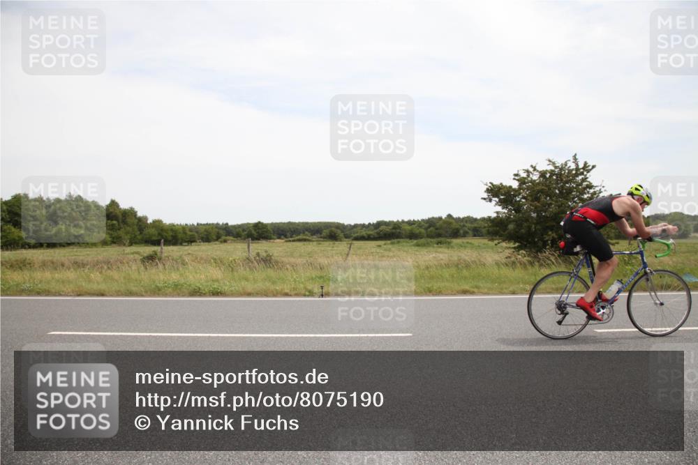 22.06.2025 - Viking Triathlon Yannick Fuchs http://msf.ph/oto/8075190 22.06.2025 13:24:35 Radfahren 197, 308, 531 meine-sportfotos.de