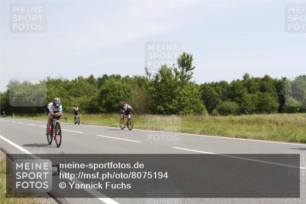 22.06.2025 - Viking Triathlon Yannick Fuchs http://msf.ph/oto/8075194 22.06.2025 11:40:45 Radfahren 39, 40, 50, 75, 158, 170, 187, 208, 256, 296, 312, 428, 506 meine-sportfotos.de