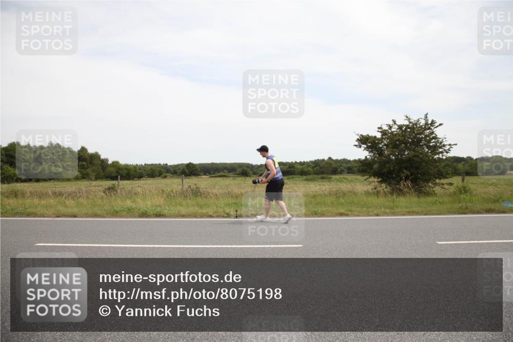 22.06.2025 - Viking Triathlon Yannick Fuchs http://msf.ph/oto/8075198 22.06.2025 13:24:50 Radfahren  meine-sportfotos.de
