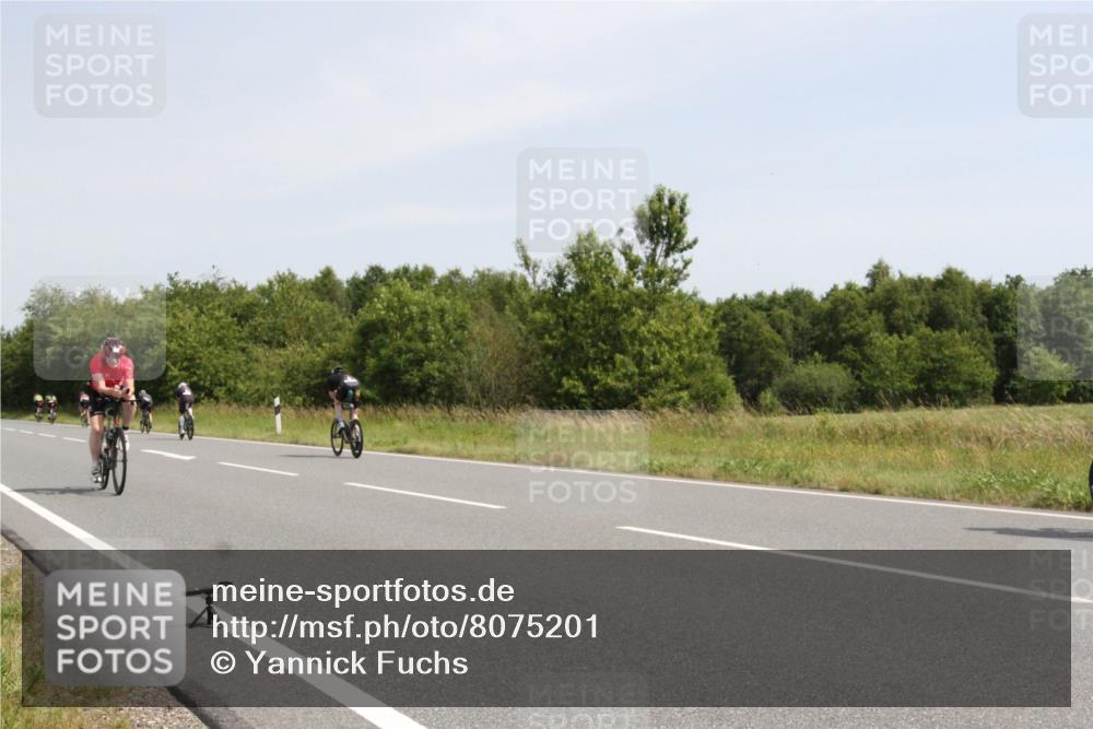 22.06.2025 - Viking Triathlon Yannick Fuchs http://msf.ph/oto/8075201 22.06.2025 11:40:49 Radfahren 39, 40, 75, 158, 187, 209, 256, 312, 316, 428, 503, 506, 557 meine-sportfotos.de