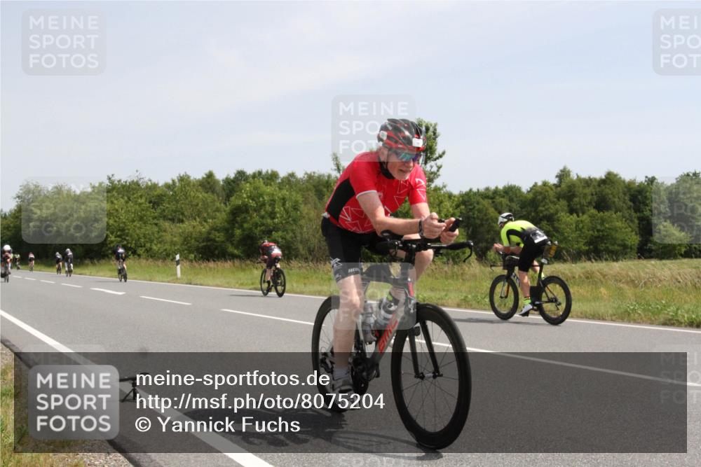 22.06.2025 - Viking Triathlon Yannick Fuchs http://msf.ph/oto/8075204 22.06.2025 11:40:50 Radfahren 39, 40, 158, 187, 209, 256, 312, 316, 428, 503, 506, 507, 557 meine-sportfotos.de
