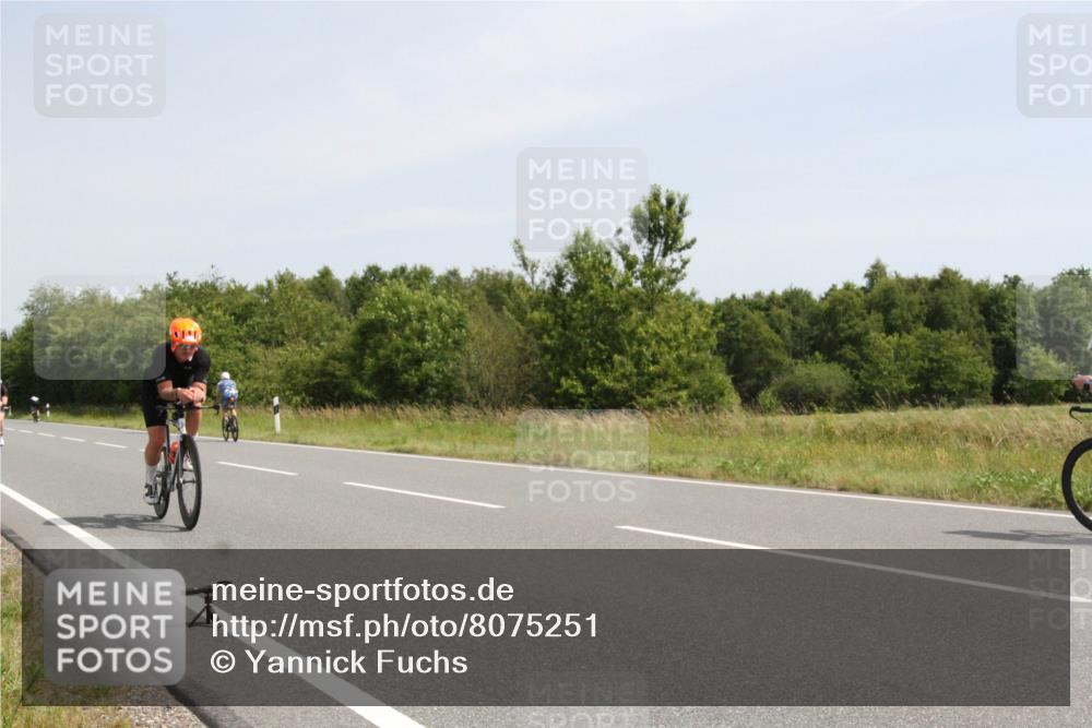 22.06.2025 - Viking Triathlon Yannick Fuchs http://msf.ph/oto/8075251 22.06.2025 11:41:35 Radfahren 1, 47, 70, 285, 303, 304, 387, 452, 455, 620 meine-sportfotos.de