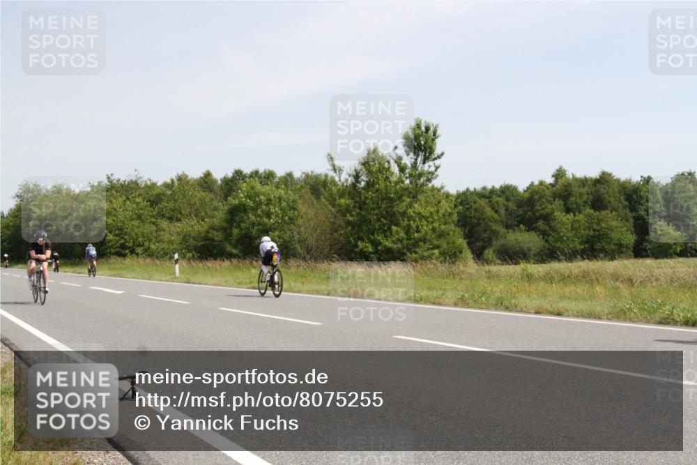 22.06.2025 - Viking Triathlon Yannick Fuchs http://msf.ph/oto/8075255 22.06.2025 11:41:37 Radfahren 1, 47, 285, 303, 304, 387, 452, 455 meine-sportfotos.de