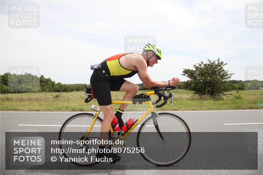 22.06.2025 - Viking Triathlon Yannick Fuchs http://msf.ph/oto/8075256 22.06.2025 13:26:33 Radfahren 423 meine-sportfotos.de